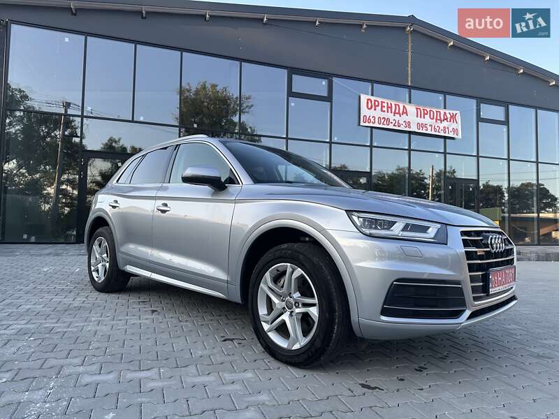 Внедорожник / Кроссовер Audi Q5 2019 в Киеве