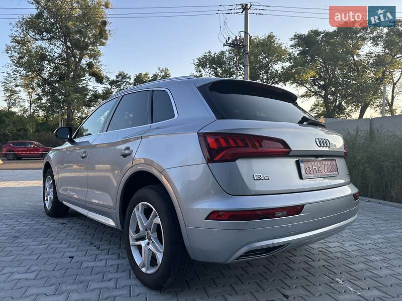 Внедорожник / Кроссовер Audi Q5 2019 в Киеве