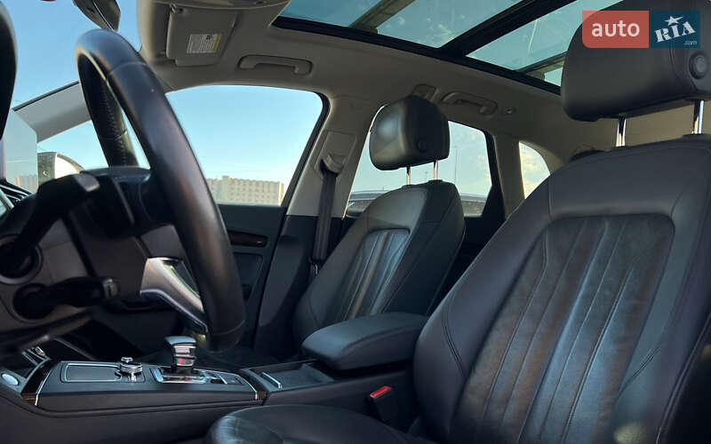 Позашляховик / Кросовер Audi Q5 2019 в Львові