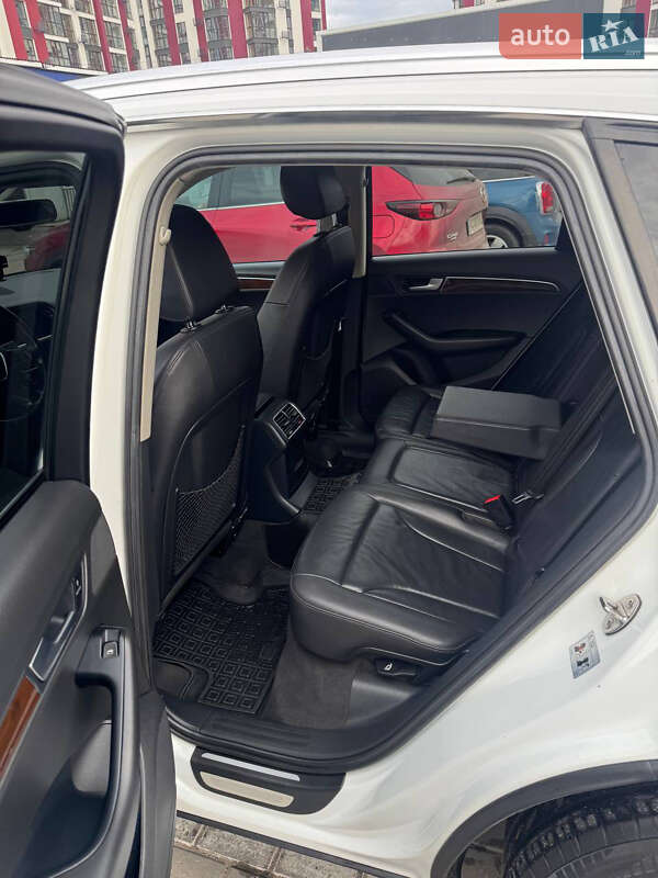 Внедорожник / Кроссовер Audi Q5 2011 в Ковеле