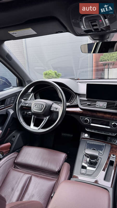 Позашляховик / Кросовер Audi Q5 2017 в Києві фото 16 Позашляховик / Кросовер Audi Q5 2017 в Києві