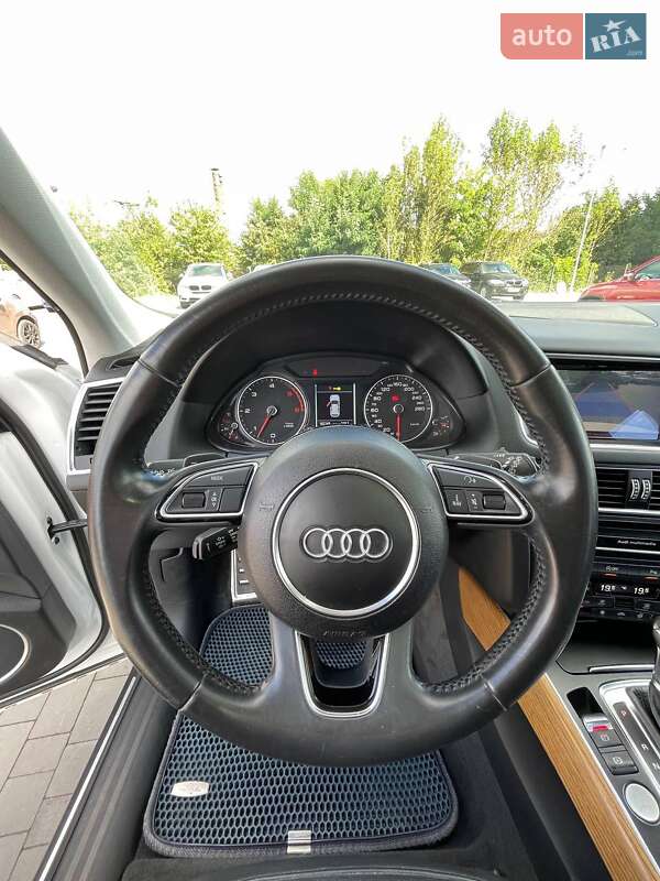 Позашляховик / Кросовер Audi Q5 2015 в Львові фото 15 Позашляховик / Кросовер Audi Q5 2015 в Львові