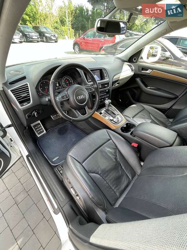 Позашляховик / Кросовер Audi Q5 2015 в Львові фото 21 Позашляховик / Кросовер Audi Q5 2015 в Львові