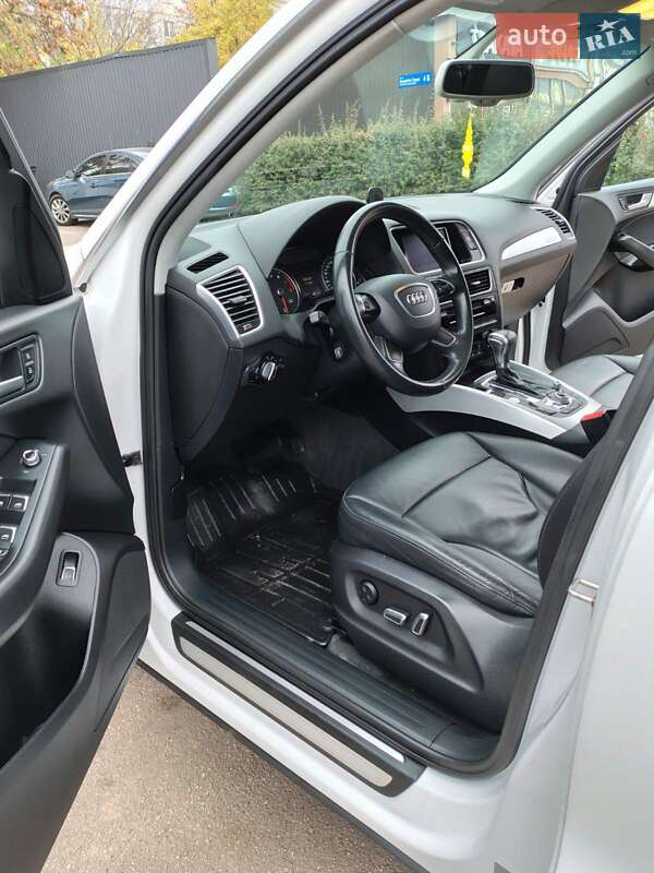 Позашляховик / Кросовер Audi Q5 2016 в Кропивницькому