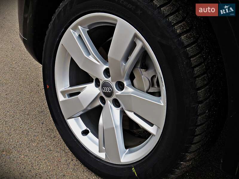 Внедорожник / Кроссовер Audi Q5 2018 в Черкассах