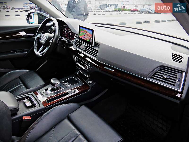 Внедорожник / Кроссовер Audi Q5 2018 в Черкассах