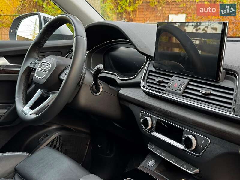 Позашляховик / Кросовер Audi Q5 2024 в Києві фото 38 Позашляховик / Кросовер Audi Q5 2024 в Києві