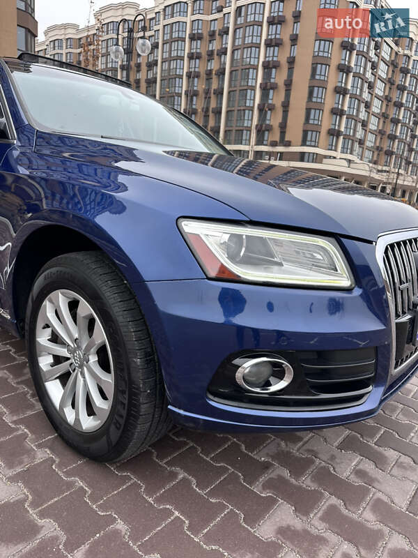 Позашляховик / Кросовер Audi Q5 2015 в Києві