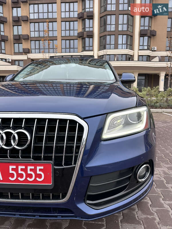 Позашляховик / Кросовер Audi Q5 2015 в Києві