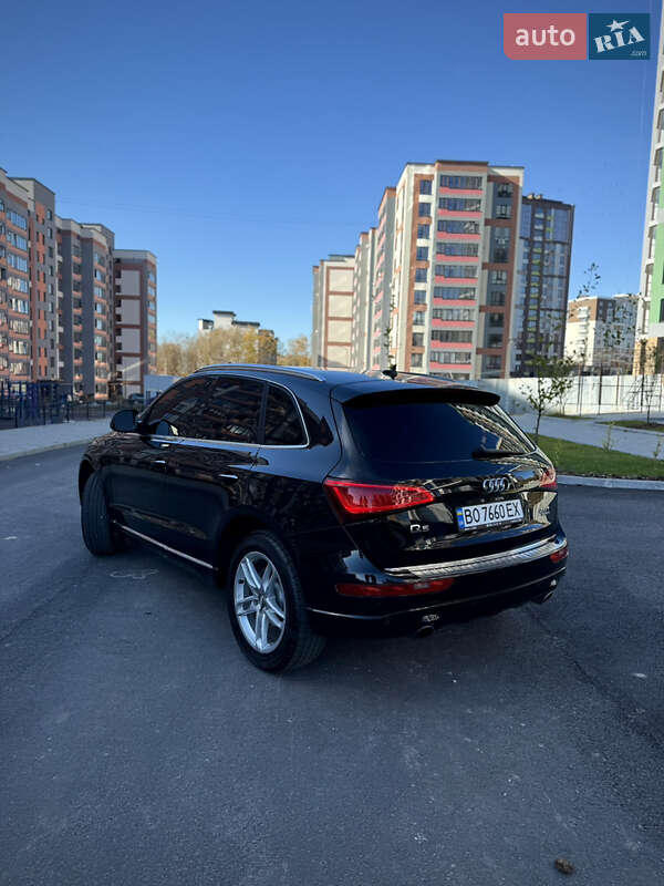 Позашляховик / Кросовер Audi Q5 2015 в Тернополі