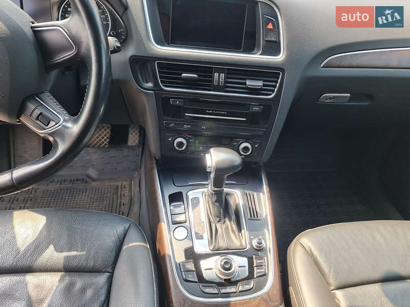Позашляховик / Кросовер Audi Q5 2015 в Чернівцях фото 3 Позашляховик / Кросовер Audi Q5 2015 в Чернівцях