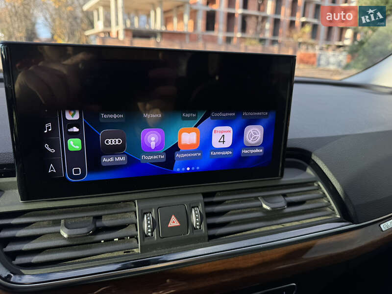 Позашляховик / Кросовер Audi Q5 2021 в Ужгороді