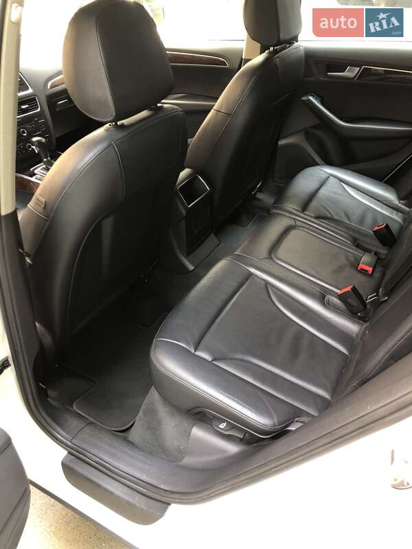 Внедорожник / Кроссовер Audi Q5 2012 в Киеве фото 12 Внедорожник / Кроссовер Audi Q5 2012 в Киеве