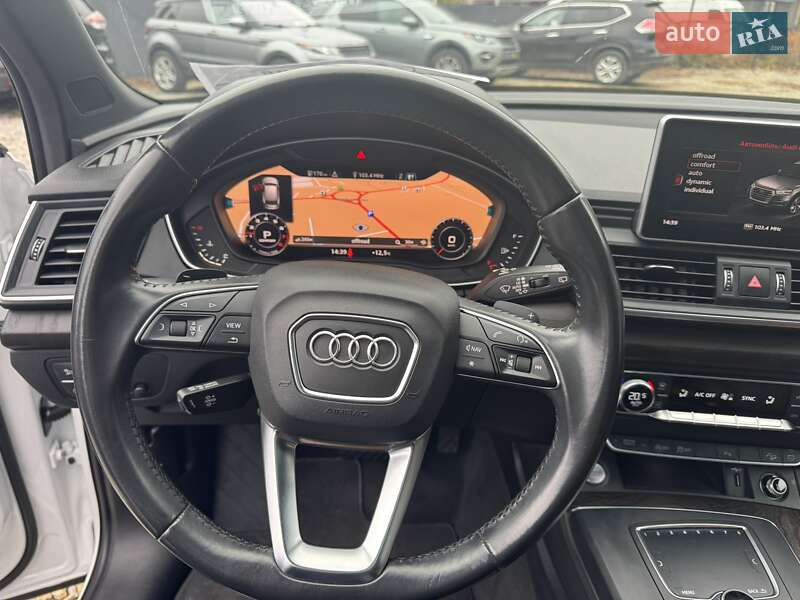 Внедорожник / Кроссовер Audi Q5 2019 в Ивано-Франковске