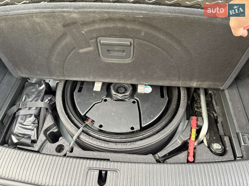 Позашляховик / Кросовер Audi Q5 2023 в Києві