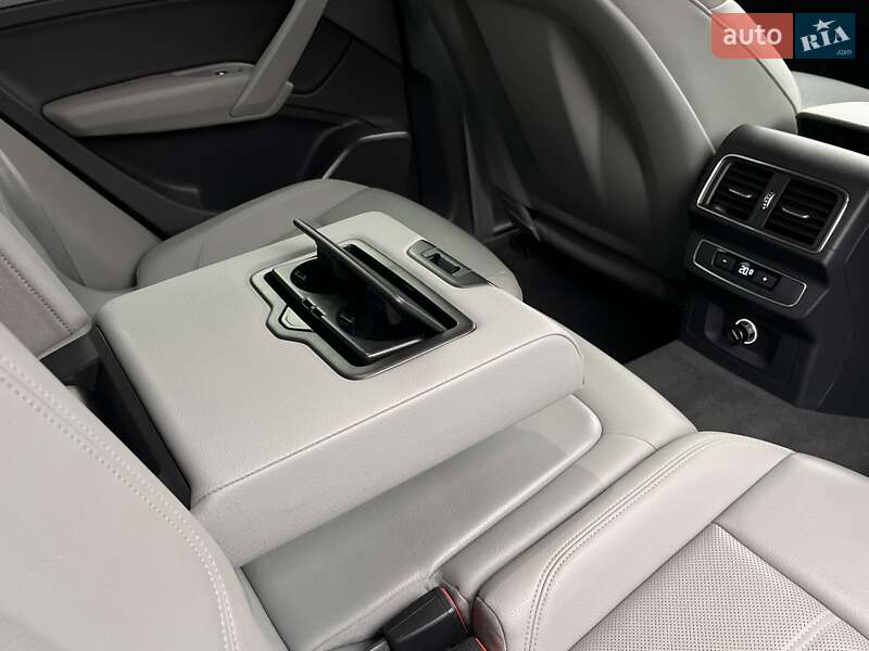 Внедорожник / Кроссовер Audi Q5 2017 в Житомире фото 26 Внедорожник / Кроссовер Audi Q5 2017 в Житомире