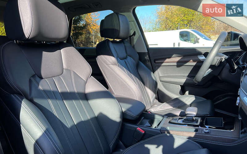 Позашляховик / Кросовер Audi Q5 2022 в Львові