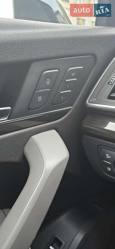 Позашляховик / Кросовер Audi Q5 2018 в Дніпрі фото 6 Позашляховик / Кросовер Audi Q5 2018 в Дніпрі