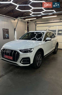 Внедорожник / Кроссовер Audi Q5 2022 в Запорожье