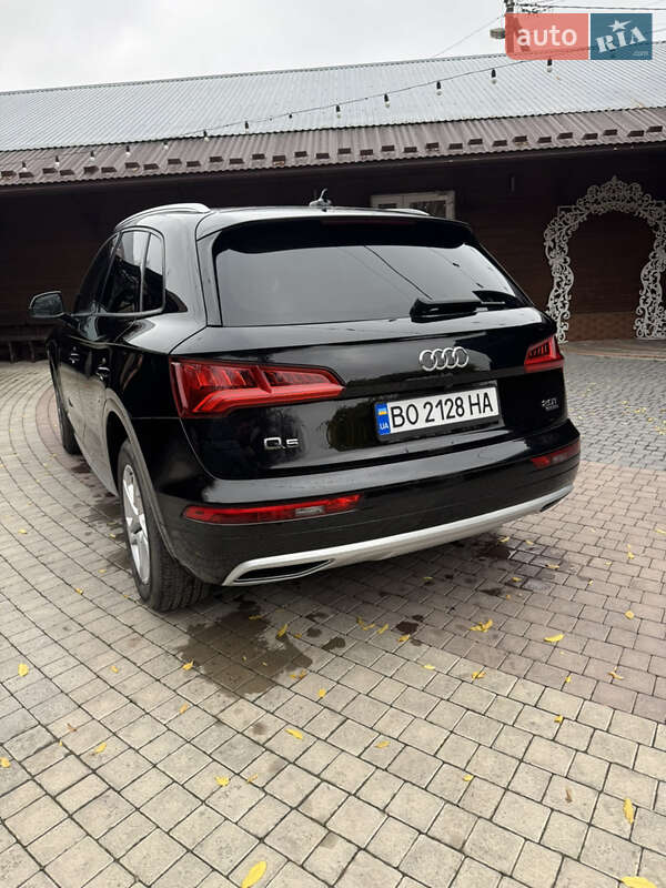 Позашляховик / Кросовер Audi Q5 2017 в Тернополі фото 8 Позашляховик / Кросовер Audi Q5 2017 в Тернополі