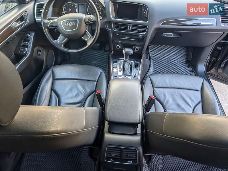 Внедорожник / Кроссовер Audi Q5 2013 в Виннице