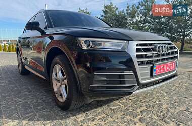 Позашляховик / Кросовер Audi Q5 2019 в Львові