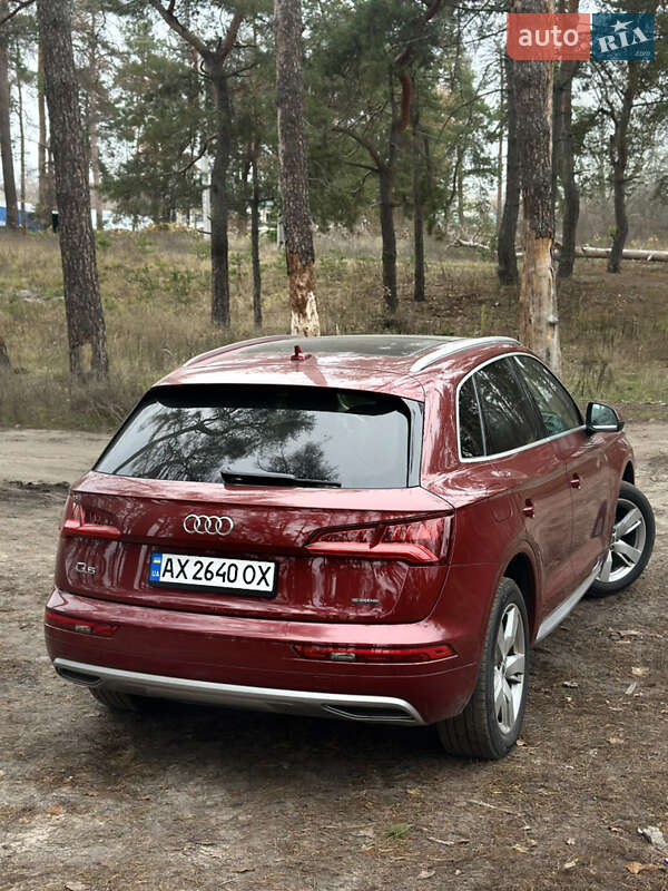 Позашляховик / Кросовер Audi Q5 2019 в Харкові
