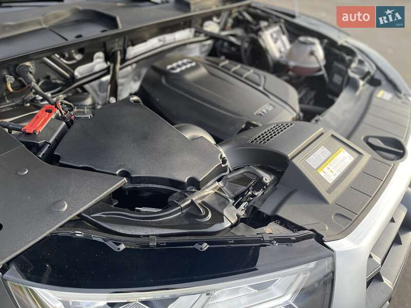 Внедорожник / Кроссовер Audi Q5 2017 в Киеве