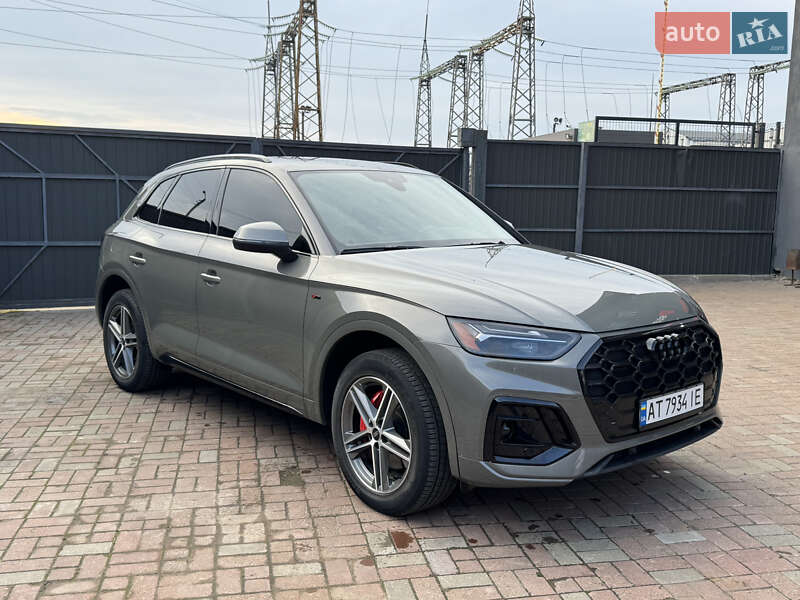 Внедорожник / Кроссовер Audi Q5 2023 в Ивано-Франковске