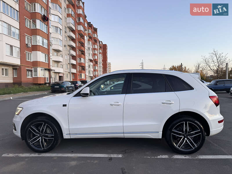Внедорожник / Кроссовер Audi Q5 2014 в Тернополе