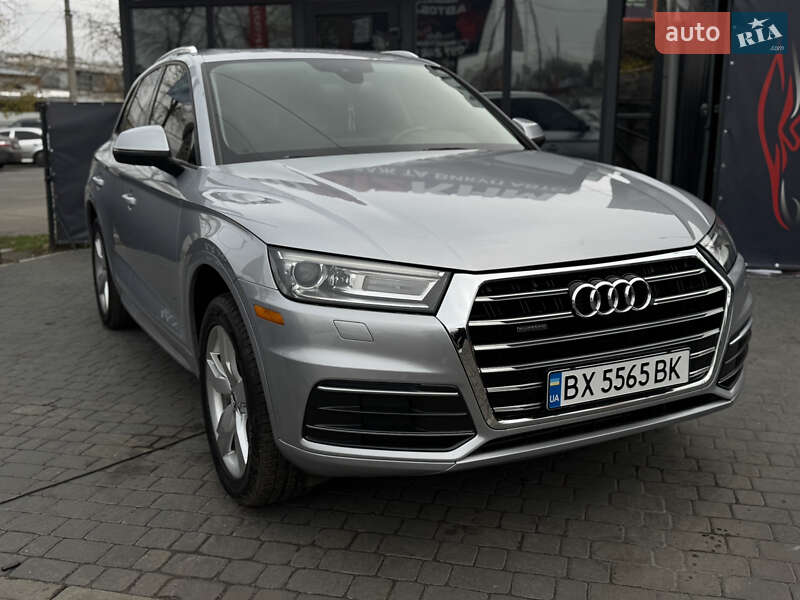 Позашляховик / Кросовер Audi Q5 2017 в Хмельницькому фото 3 Позашляховик / Кросовер Audi Q5 2017 в Хмельницькому