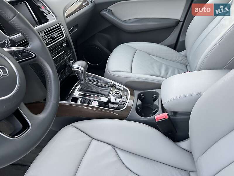Внедорожник / Кроссовер Audi Q5 2015 в Дубно фото 13 Внедорожник / Кроссовер Audi Q5 2015 в Дубно