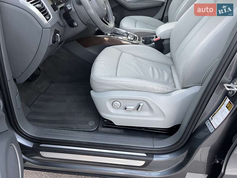 Внедорожник / Кроссовер Audi Q5 2015 в Дубно фото 16 Внедорожник / Кроссовер Audi Q5 2015 в Дубно