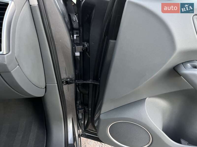 Внедорожник / Кроссовер Audi Q5 2015 в Дубно фото 76 Внедорожник / Кроссовер Audi Q5 2015 в Дубно