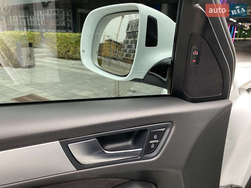 Позашляховик / Кросовер Audi Q5 2015 в Києві фото 22 Позашляховик / Кросовер Audi Q5 2015 в Києві