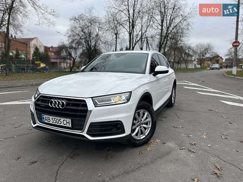 Позашляховик / Кросовер Audi Q5 2018 в Вінниці