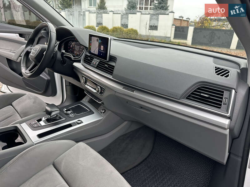 Позашляховик / Кросовер Audi Q5 2018 в Вінниці