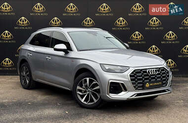Позашляховик / Кросовер Audi Q5 2022 в Києві