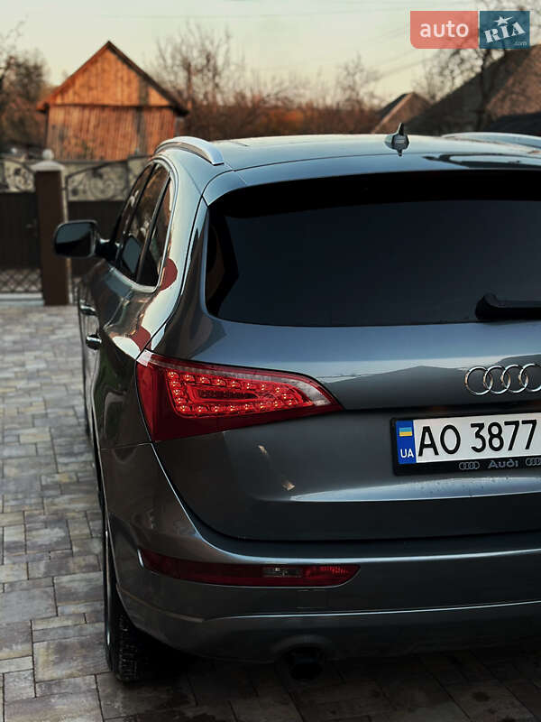 Внедорожник / Кроссовер Audi Q5 2012 в Иршаве