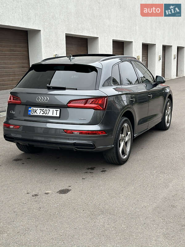 Внедорожник / Кроссовер Audi Q5 2020 в Киеве фото 18 Внедорожник / Кроссовер Audi Q5 2020 в Киеве