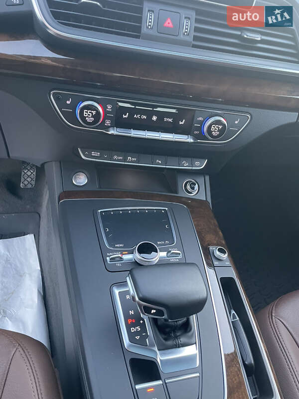 Позашляховик / Кросовер Audi Q5 2018 в Луцьку фото 28 Позашляховик / Кросовер Audi Q5 2018 в Луцьку