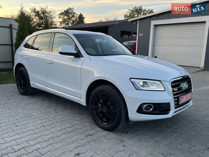 Позашляховик / Кросовер Audi Q5 2015 в Львові фото 15 Позашляховик / Кросовер Audi Q5 2015 в Львові