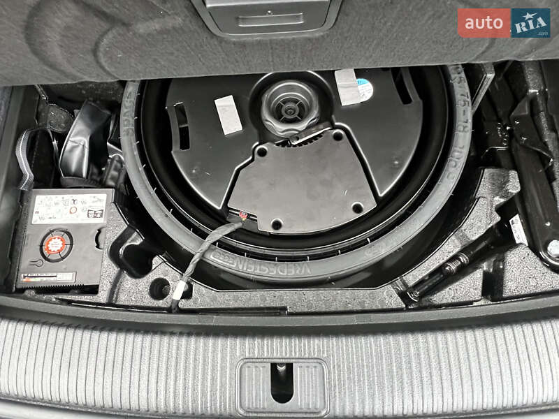 Внедорожник / Кроссовер Audi Q5 2023 в Ивано-Франковске