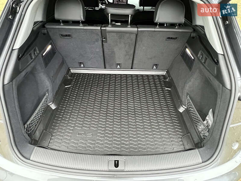 Внедорожник / Кроссовер Audi Q5 2023 в Ивано-Франковске