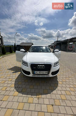 Позашляховик / Кросовер Audi Q5 2011 в Ільниці