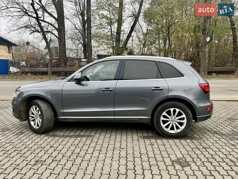 Позашляховик / Кросовер Audi Q5 2016 в Чернівцях