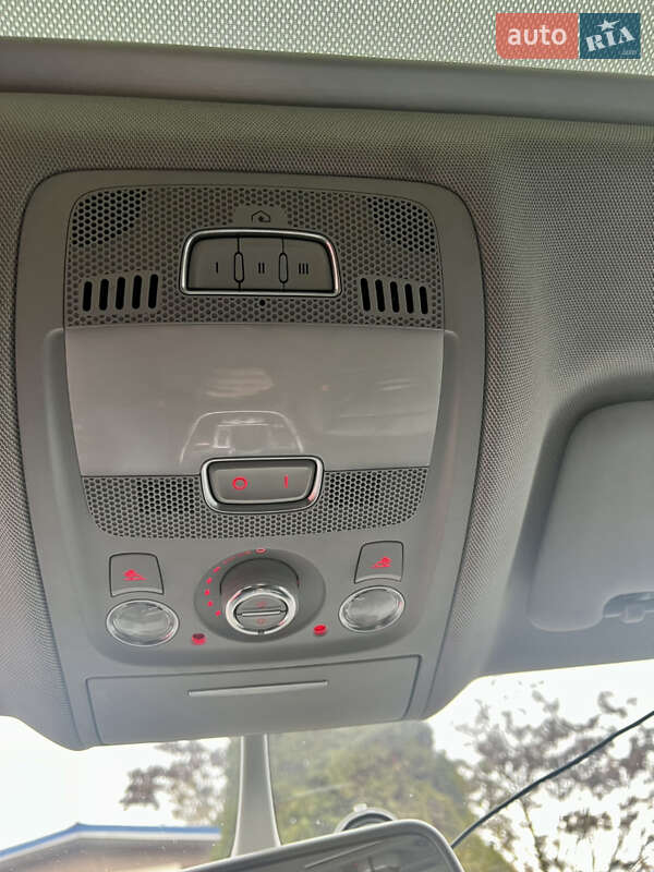 Позашляховик / Кросовер Audi Q5 2016 в Чернівцях