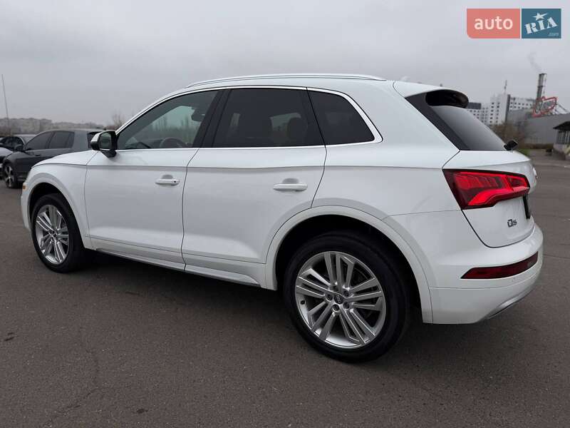 Позашляховик / Кросовер Audi Q5 2018 в Кривому Розі