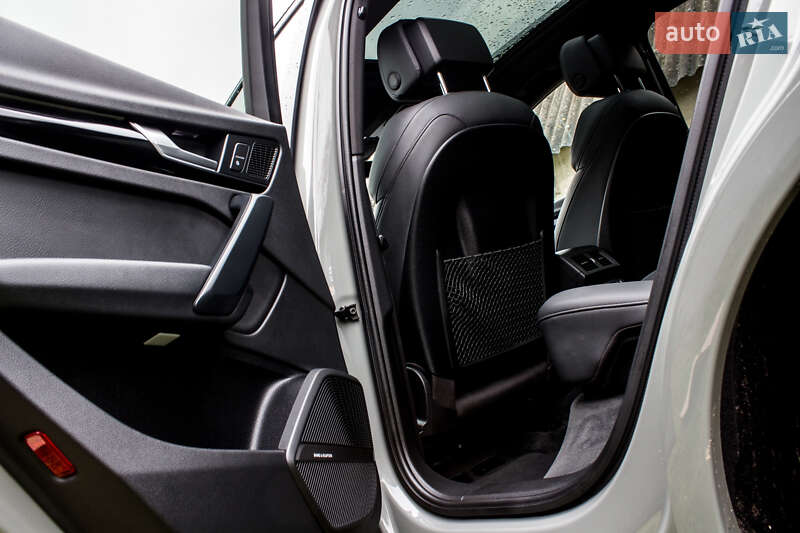 Внедорожник / Кроссовер Audi Q5 2020 в Нововолынске