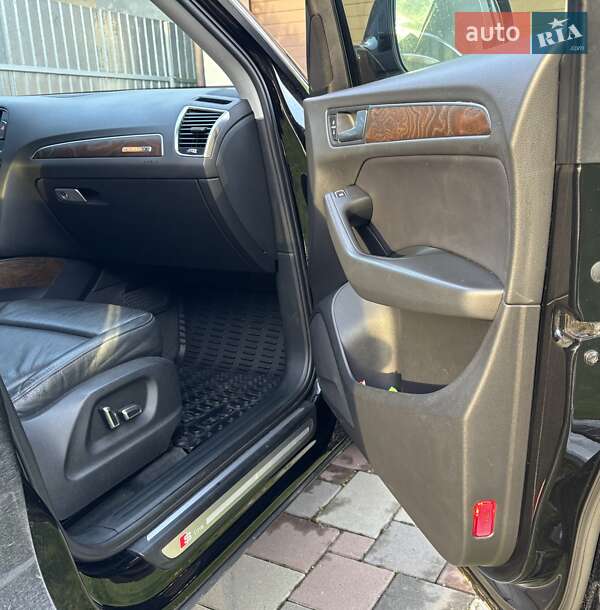 Позашляховик / Кросовер Audi Q5 2015 в Ужгороді